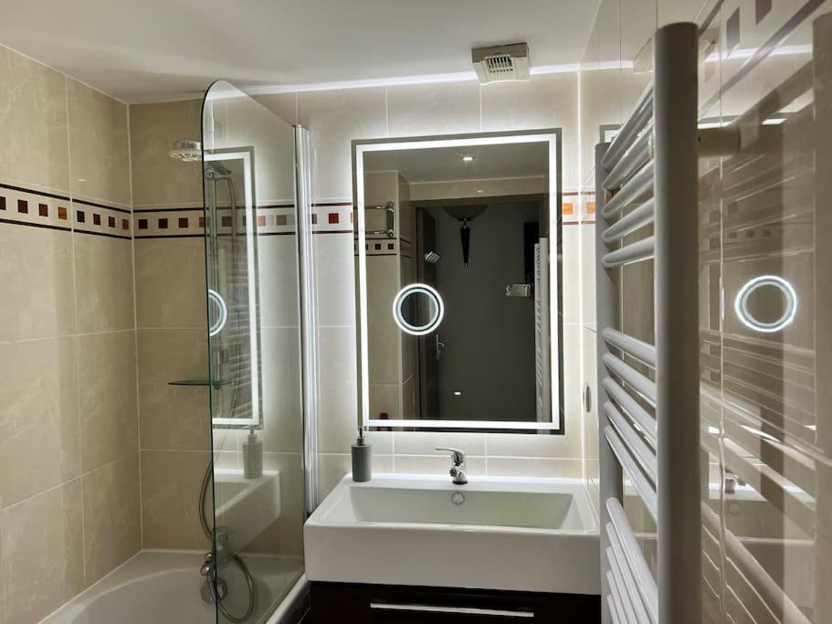 Luxury 3 Piece Garden Apartment In Cannes Marina ماندوليو لا نابول المظهر الخارجي الصورة