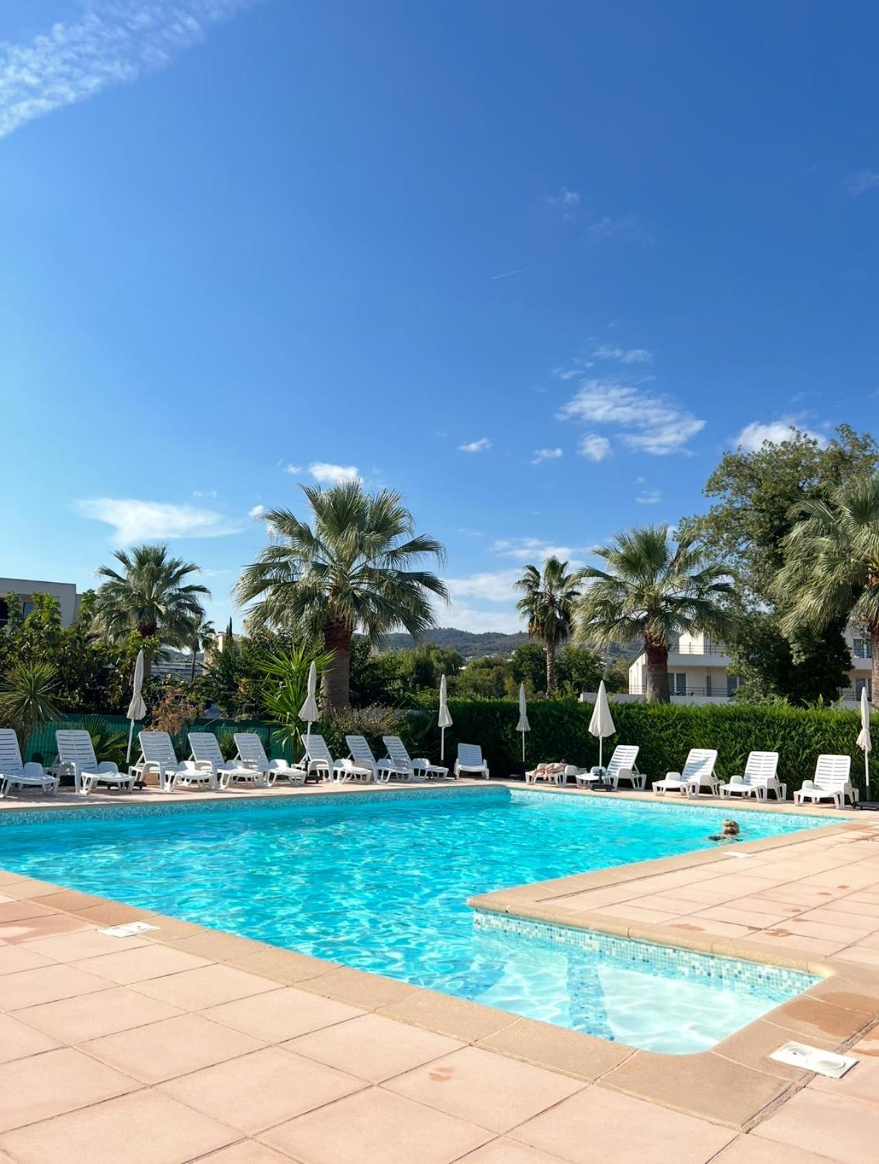 Luxury 3 Piece Garden Apartment In Cannes Marina ماندوليو لا نابول المظهر الخارجي الصورة